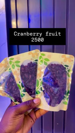 Dried cranberry fruit